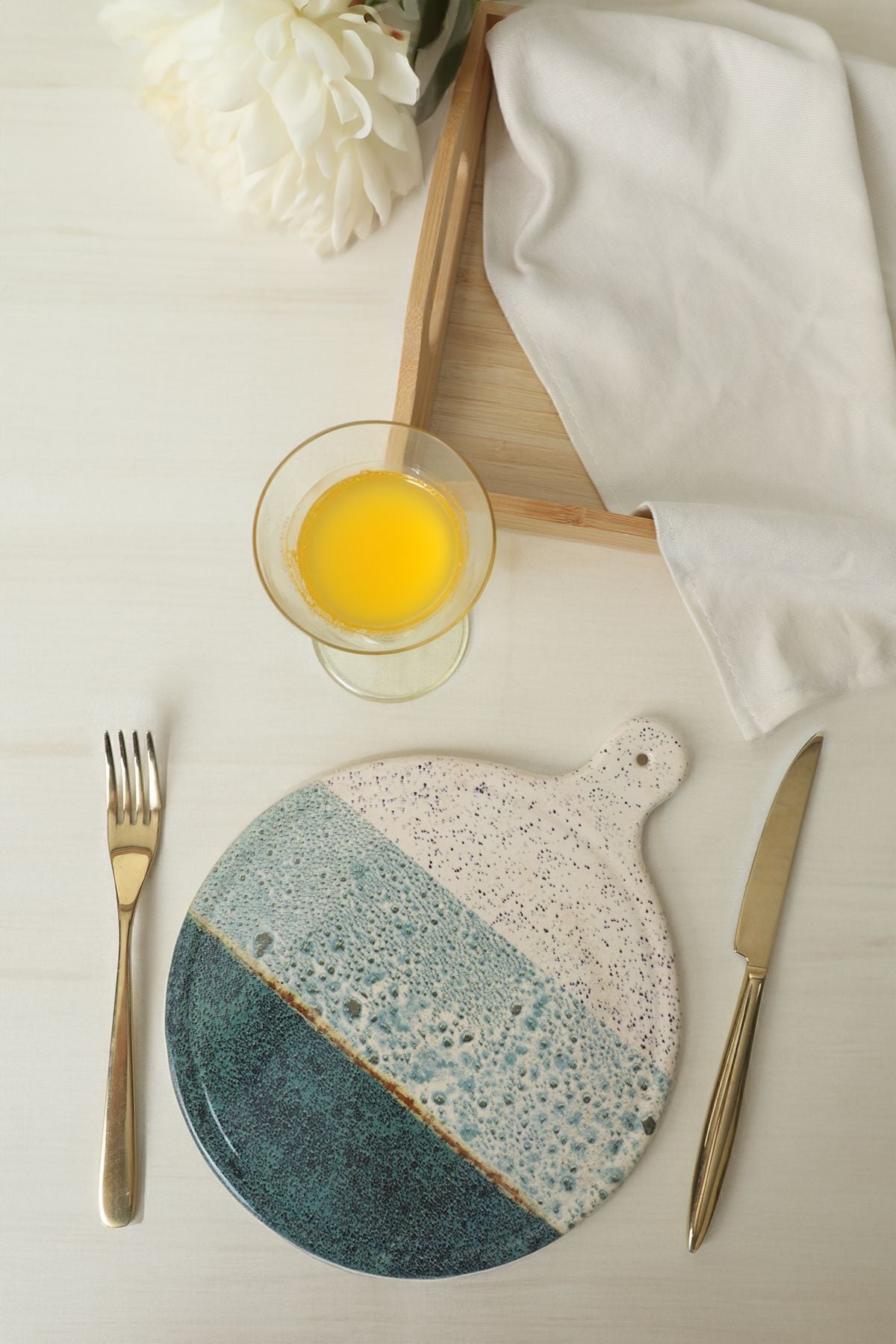 Colored Cheese Presentation Plate 26 Cm