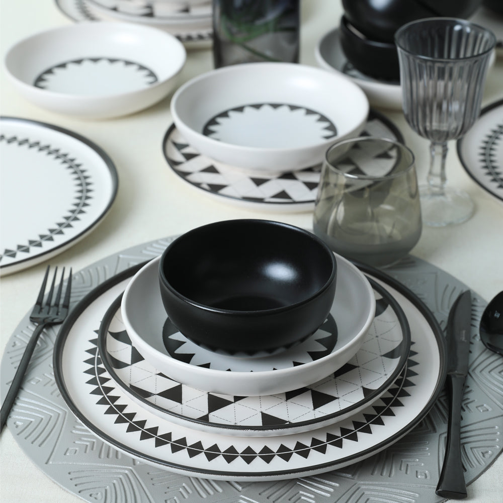 Black Pattern Nordic Dining Set 24 Pieces for 6 People