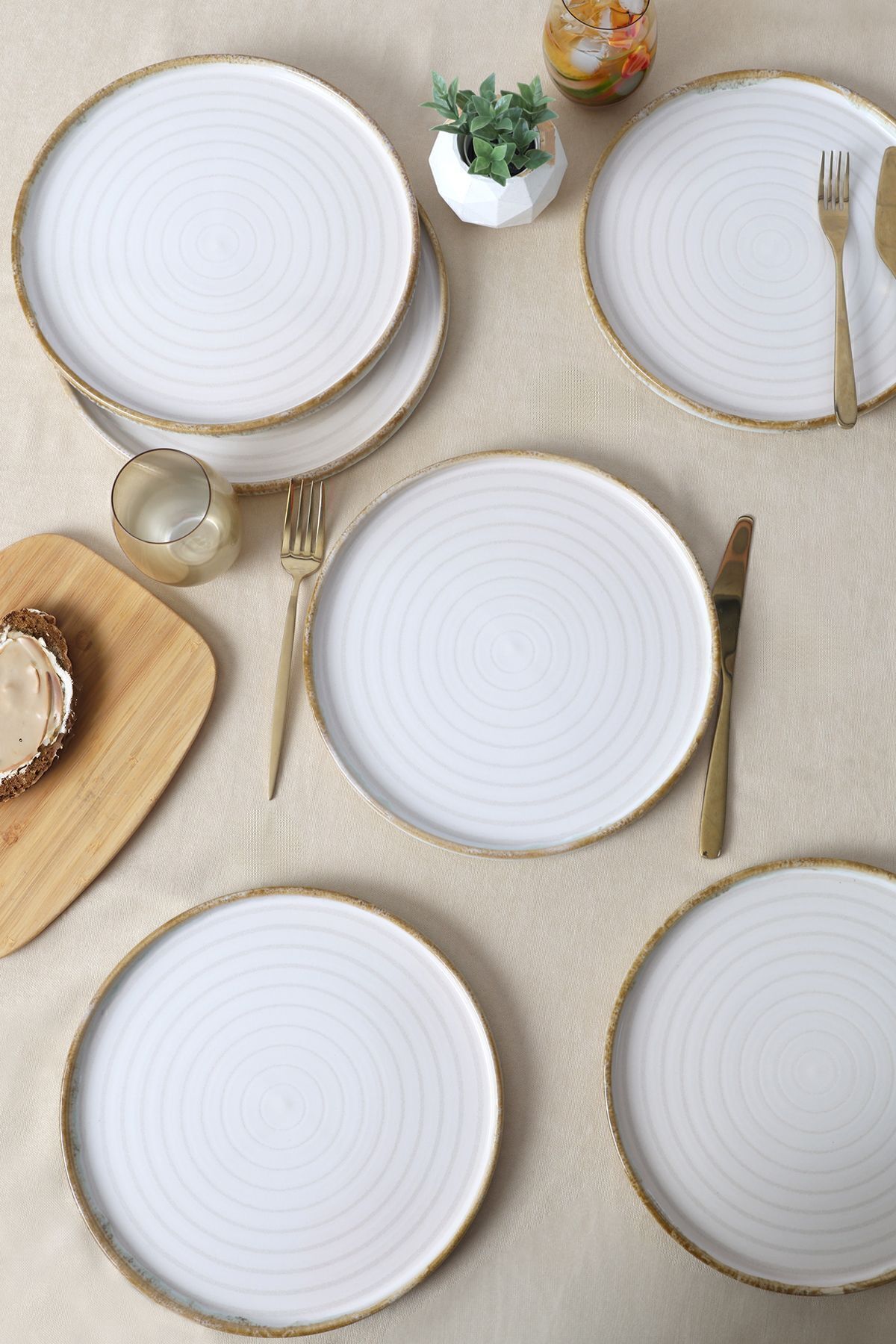 Breeze Stackable Serving Plate 27 cm 6 Pieces
