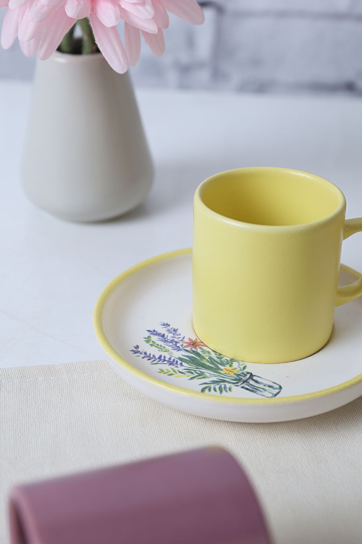 Elegant Blossoms Nordic Coffee Set 12 Pieces for 6 People