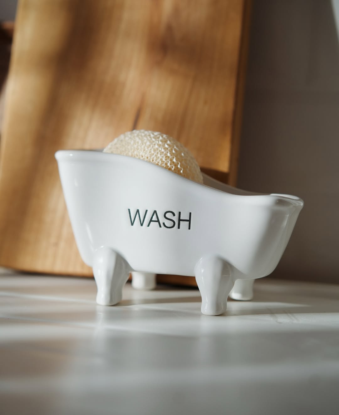 Ceramic liquid soap dispenser