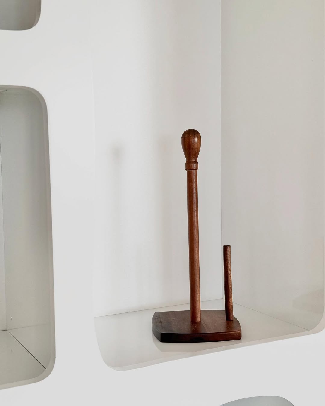 Accacia Wooden Paper Towel Holder