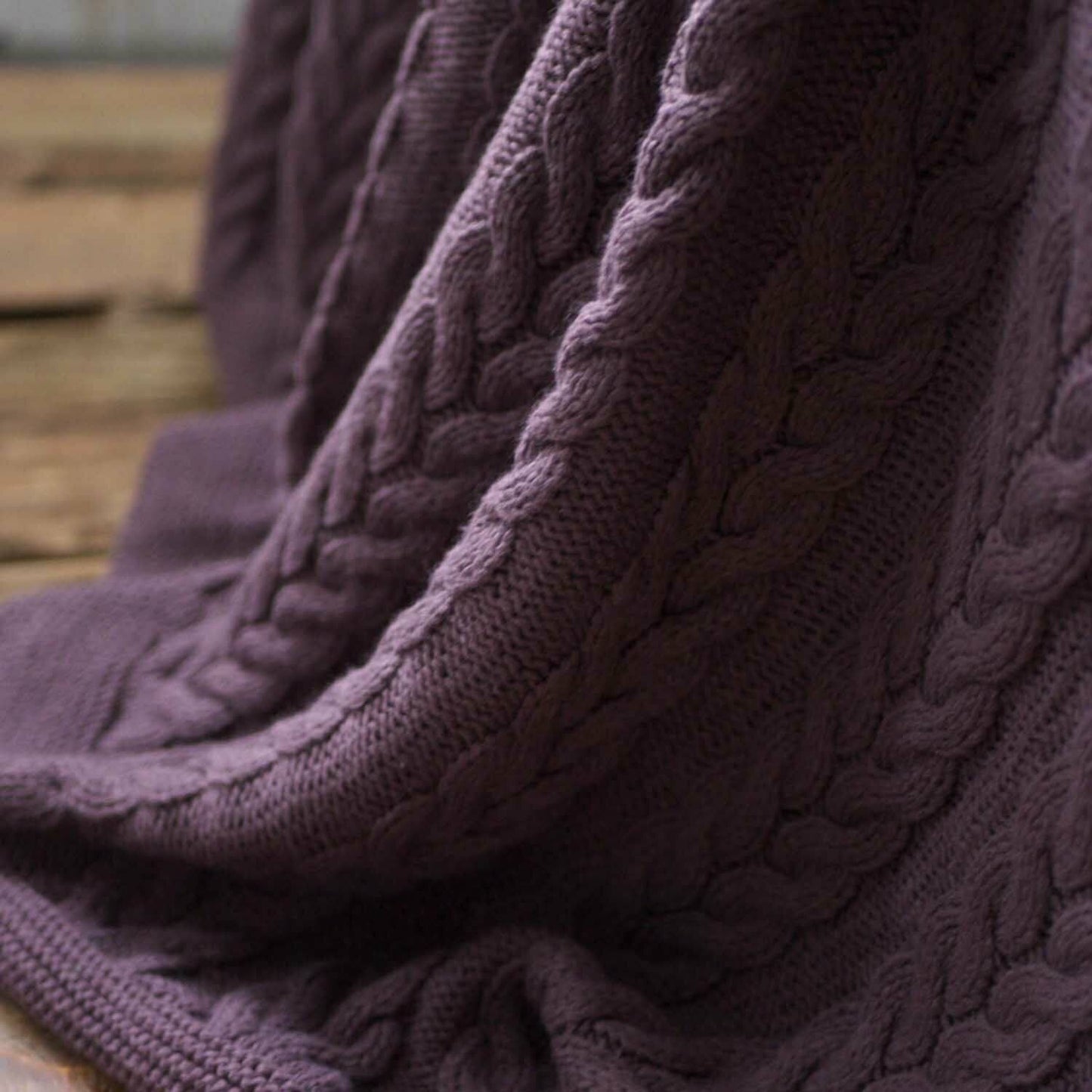 Knitted Blanket 220x240 cm - Premium Quality