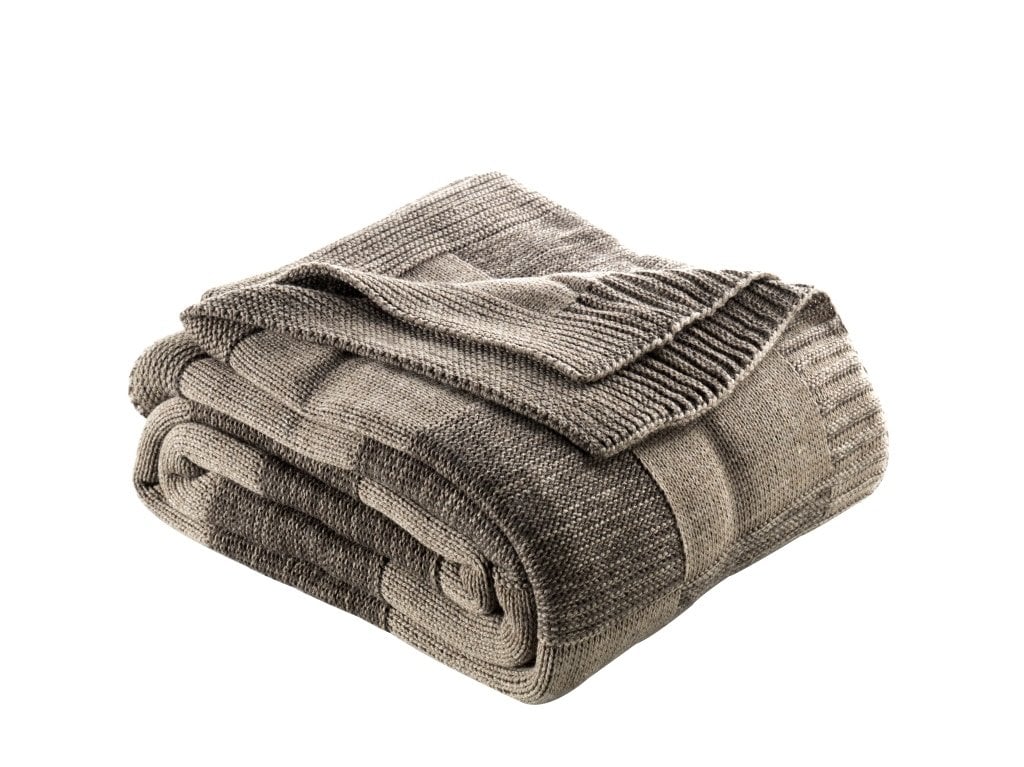 Knitted Blanket 220x240 cm - Premium Quality