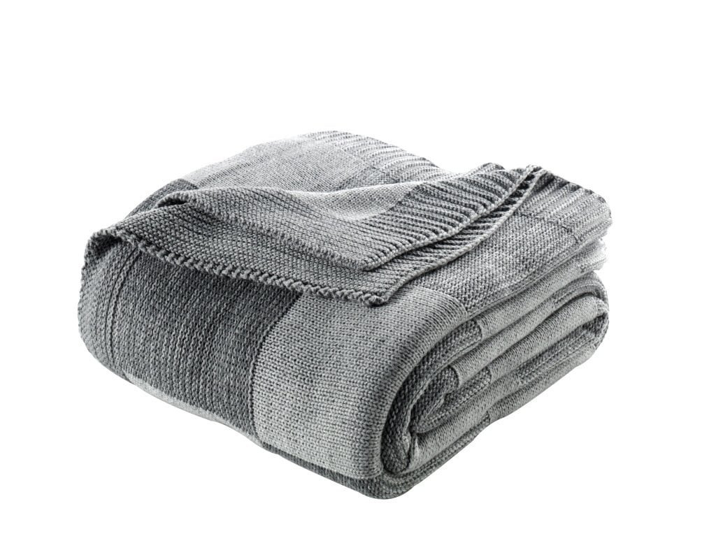 Knitted Blanket 220x240 cm - Premium Quality