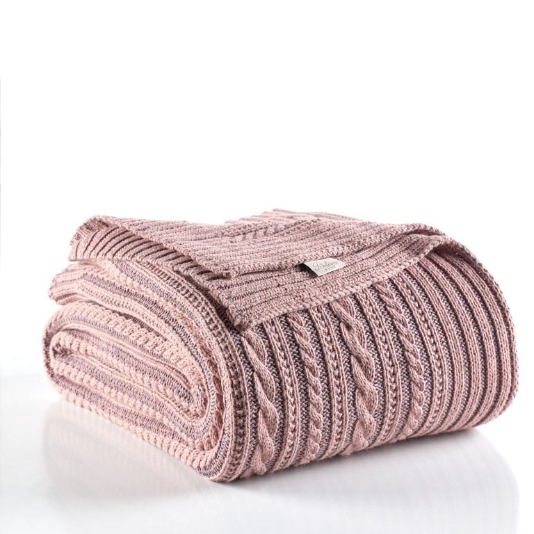 Knitted Blanket 220x240 cm - Premium Quality