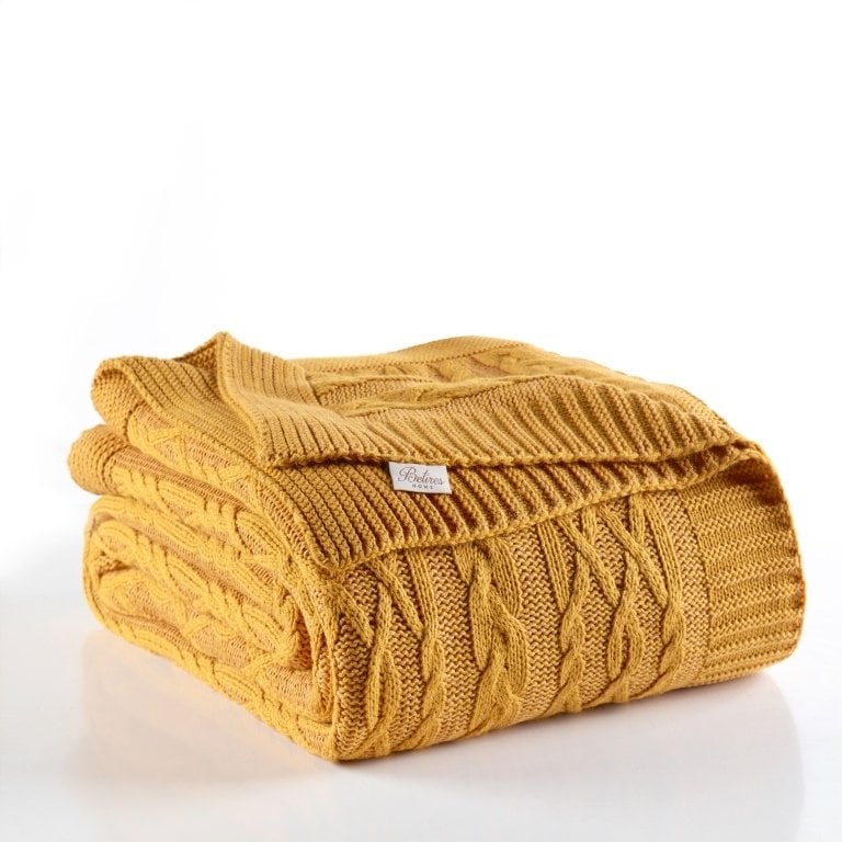 Knitted Blanket 220x240 cm - Premium Quality
