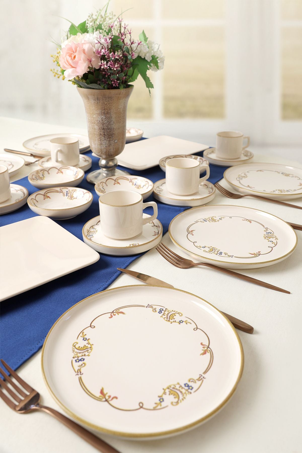 Bronze Bloom Breakfast Set 26 Pieces for 6 People