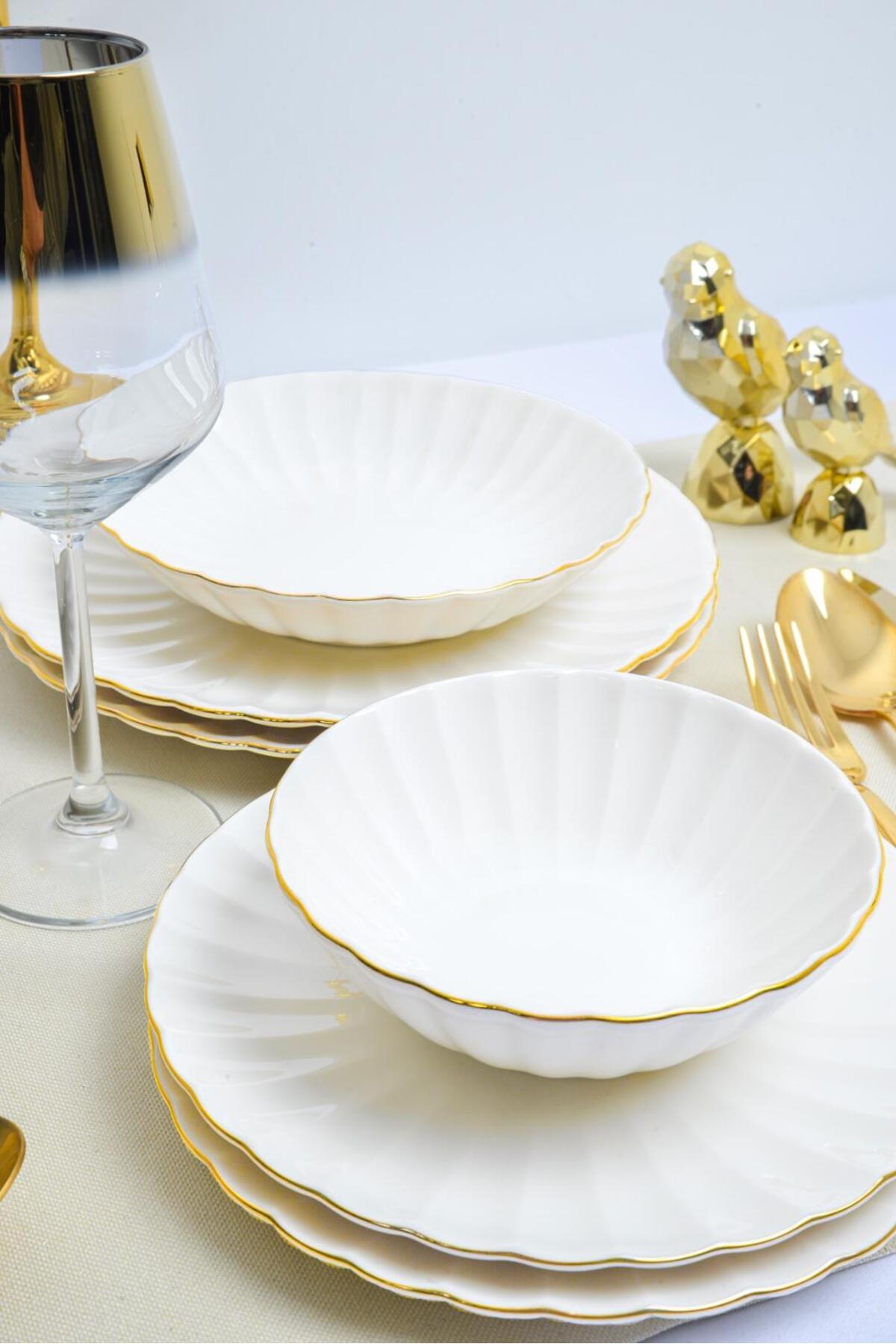 Isabelia Premium 24 Piece 6 Person Set