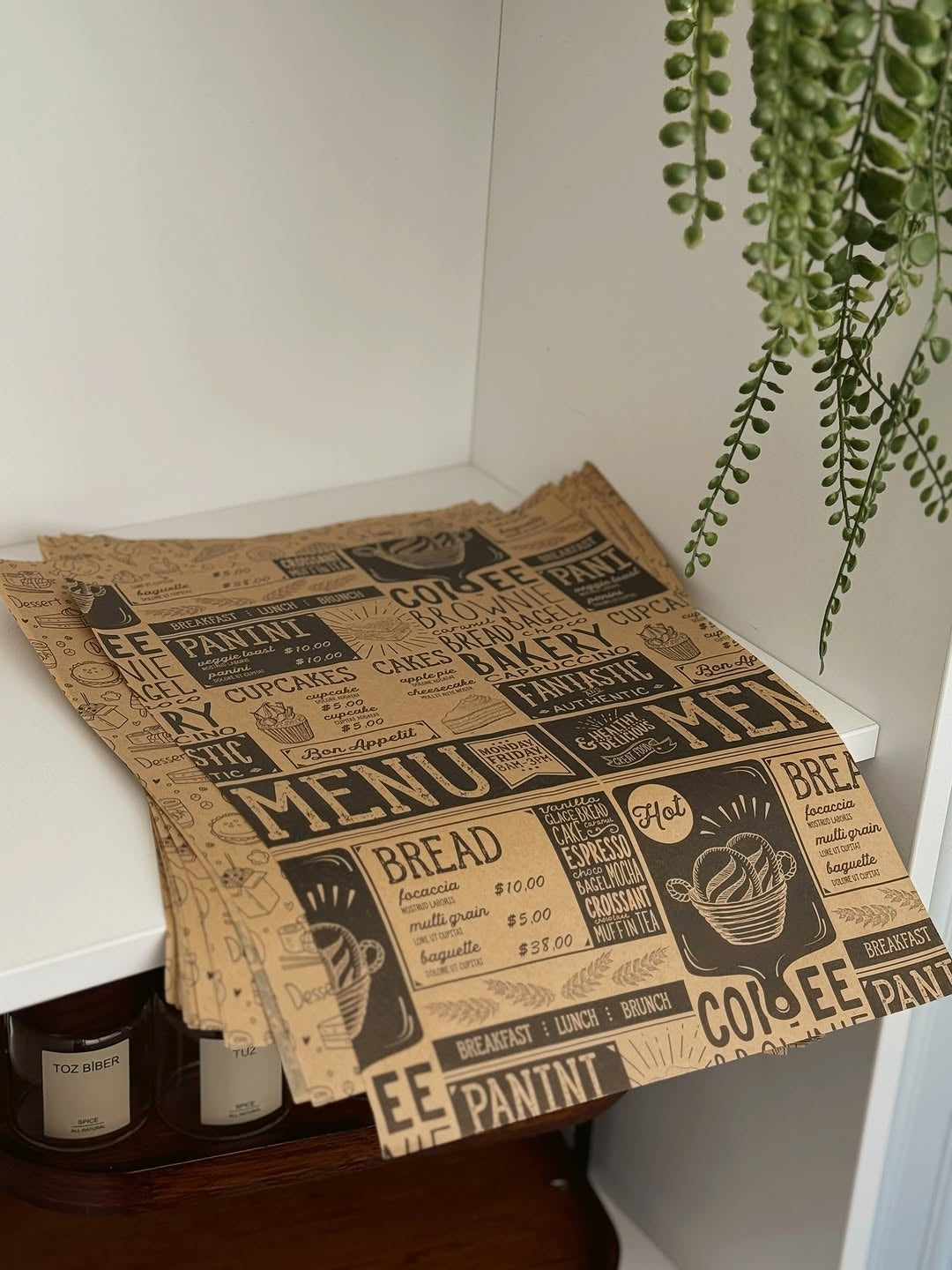 50 Pieces Vintage Newspaper Presentation Paper