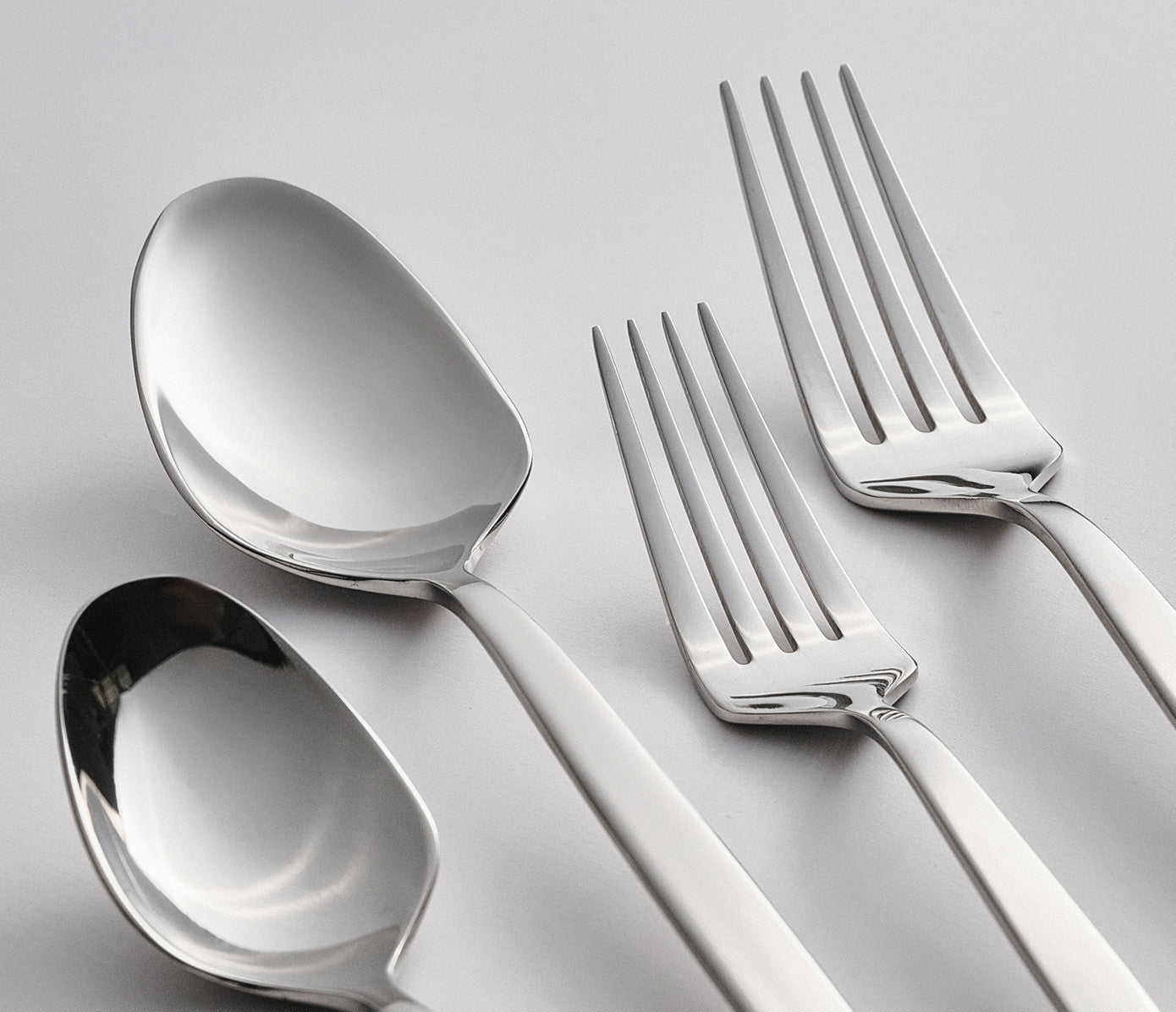 Elegance New Thor V2 Platinum 12 Person 84 Piece Cutlery Set