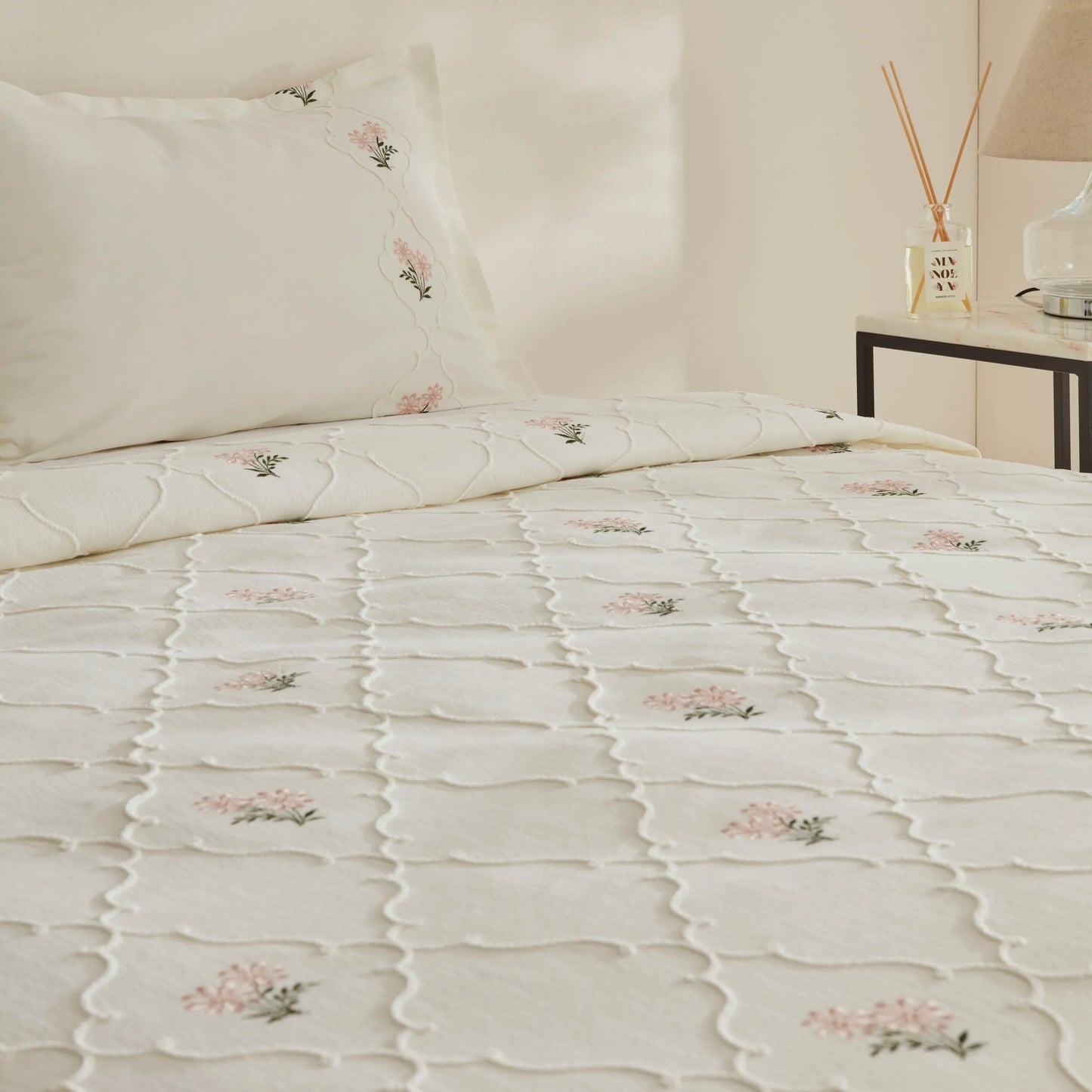 Myra Floral Embroidered Double Bedspread, Ecru