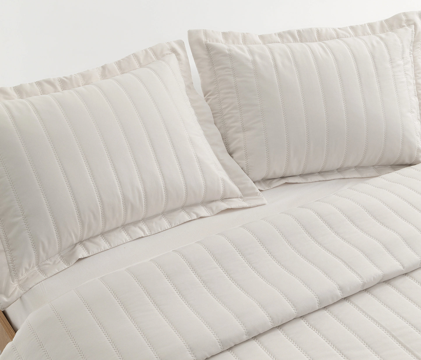 Faint Quilted Bedspread Set - Ecru