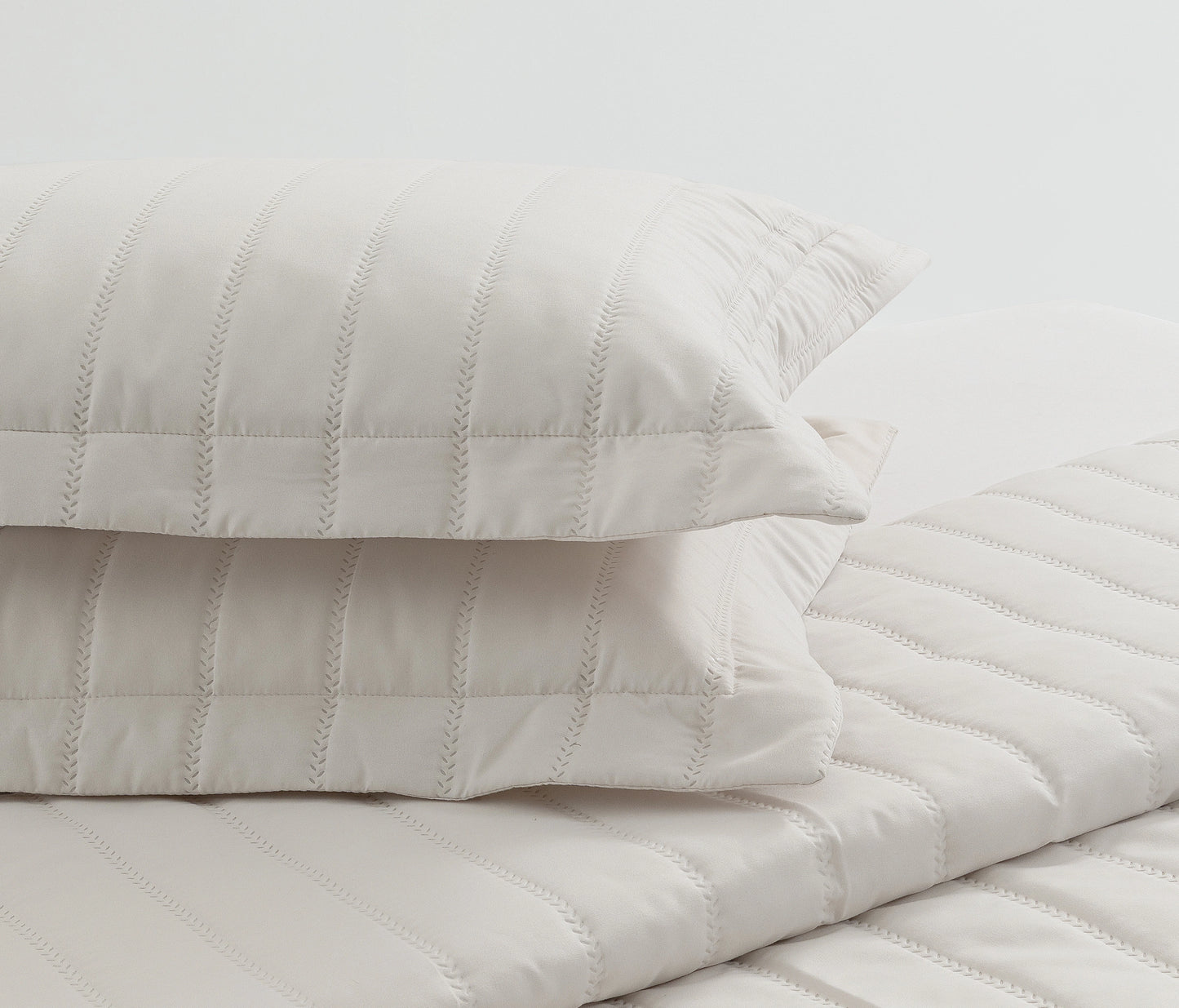 Faint Quilted Bedspread Set - Ecru