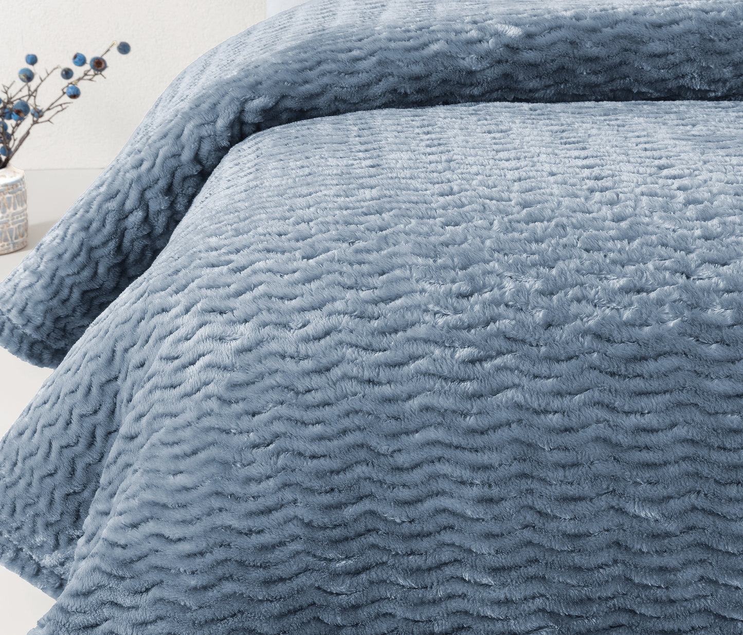 Carsten Wellsoft Blanket – Indigo