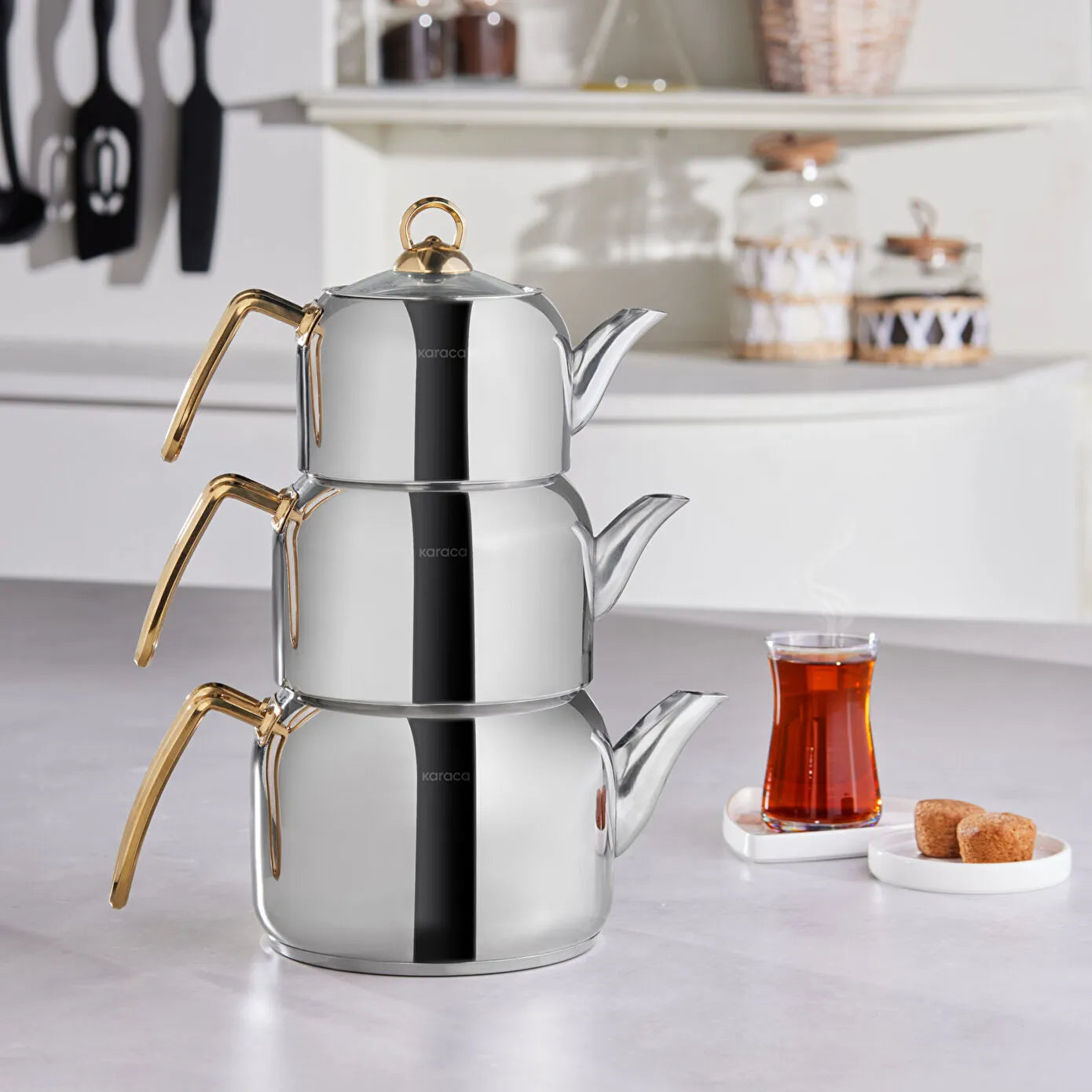Tres Metal Teapot Set of 3 with Induction Base Gold