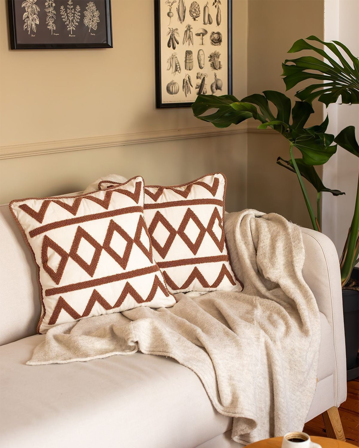 Luxury Series Punch Punch Embroidery Pillow Case