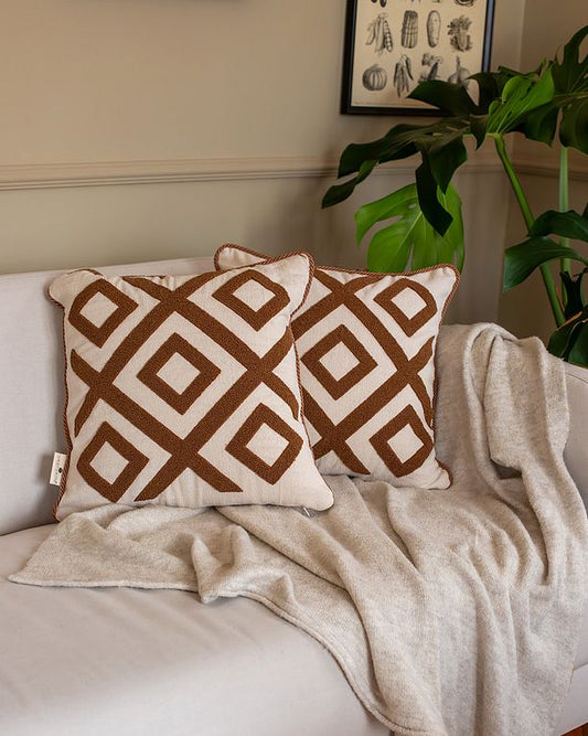 Luxury Series Punch Punch Embroidery Pillow Case