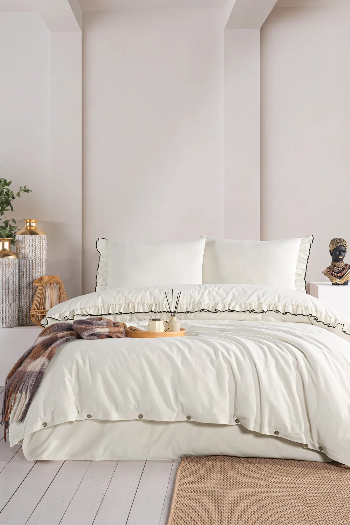 Lotis 100% Cotton Ornamental Overlock Stitched Ruffle Washable Duvet Cover