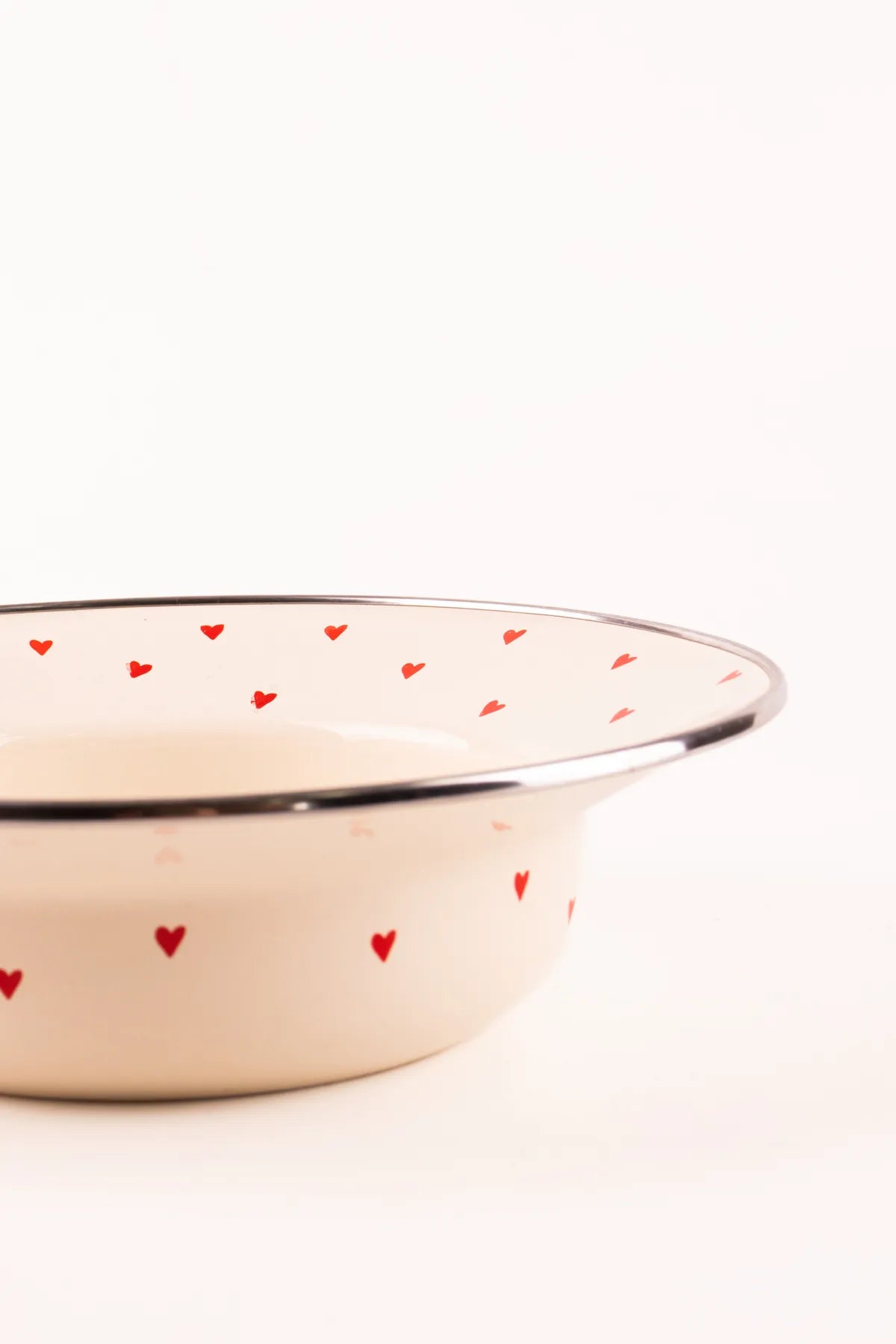 Cupid Enamel Deep Pasta and Salad Plate