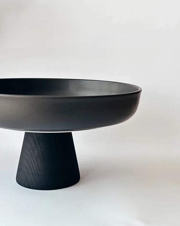 Black Porcelain Presentation Bowl 25 cm