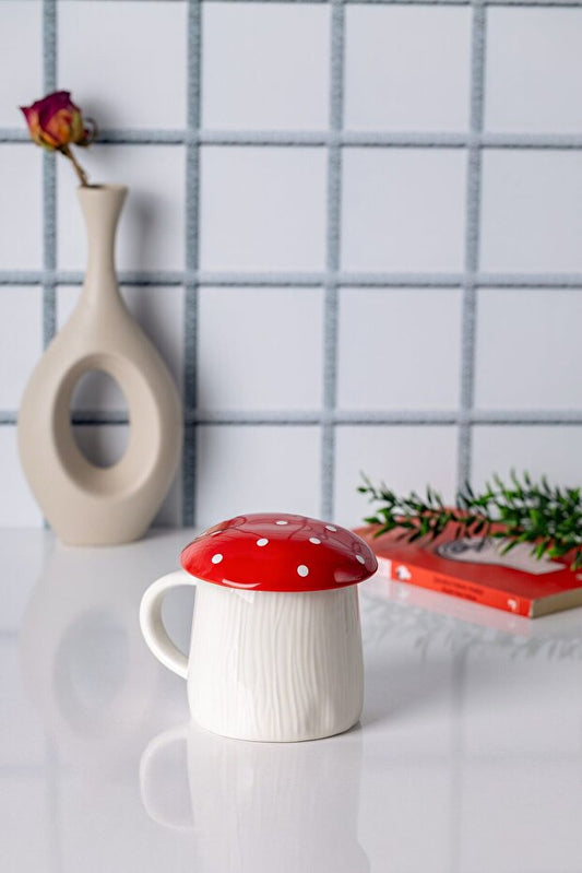 Elly Ceramic Mug with Lid