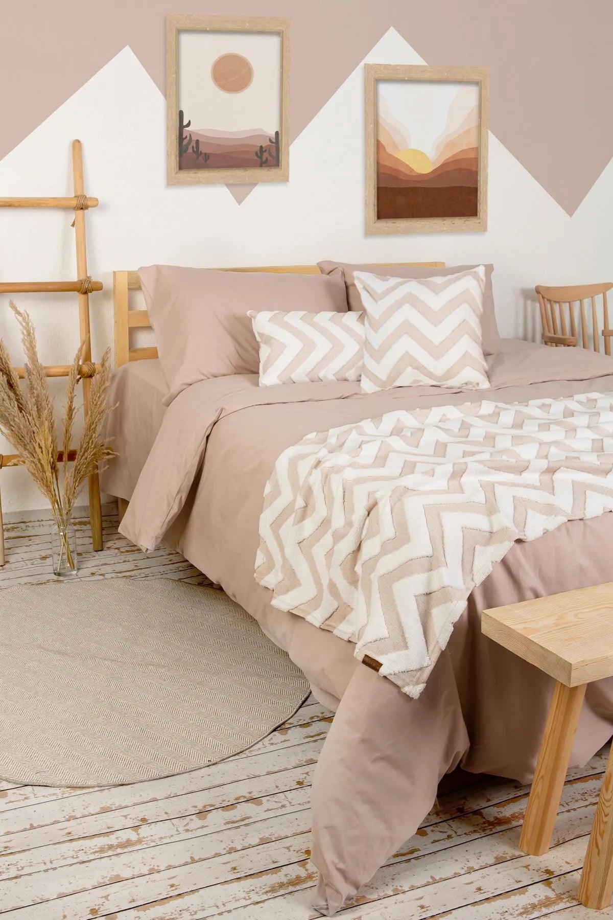 Line Bed Runner Set Scandinavian Bohemian Pattern