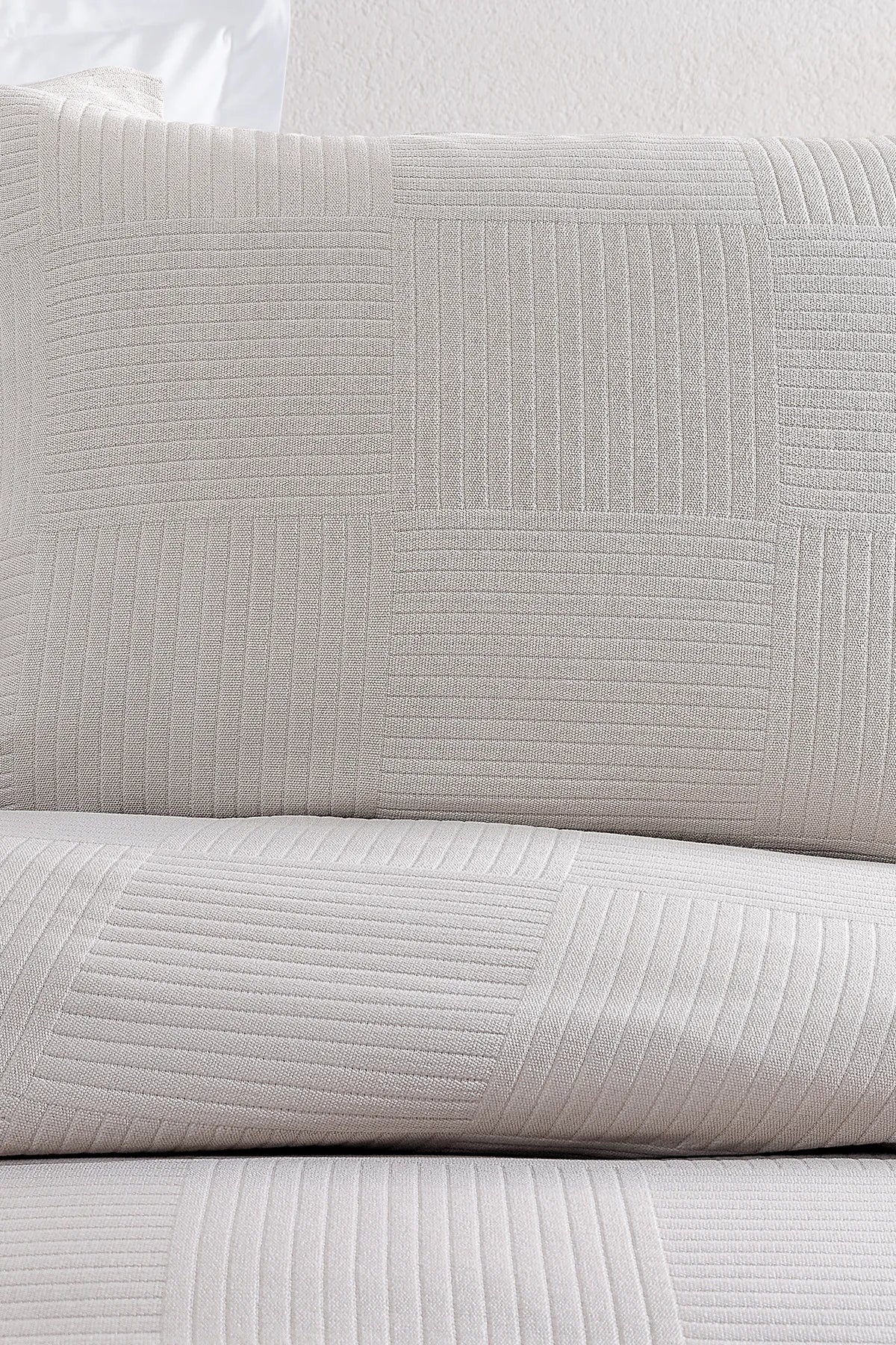 Lukkas Double Bedspread Set