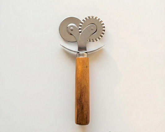 Double-Headed Bamboo Dough Cutter Pizza Roller Pastry Cutting Knife