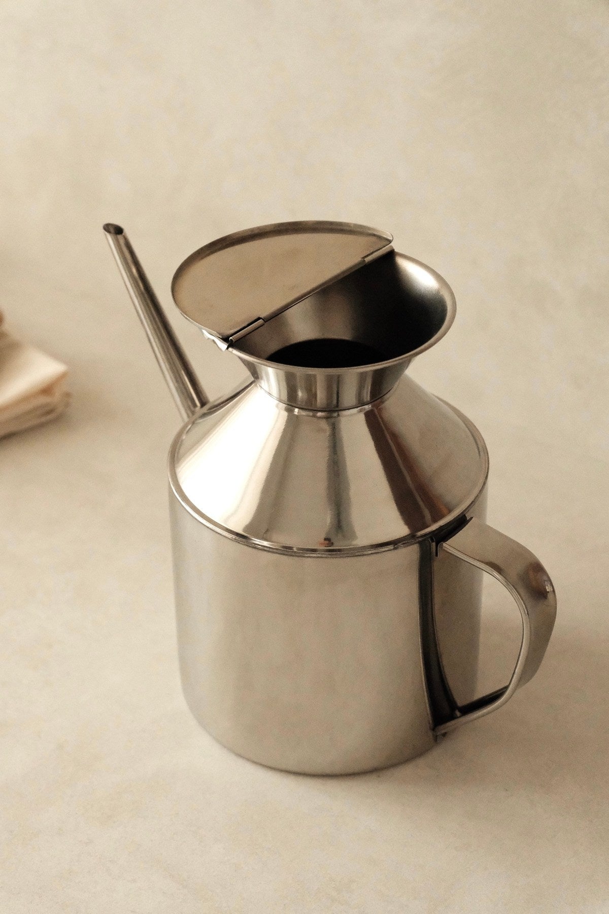 Larissa Stainless Steel Oil Dispenser – 1L
