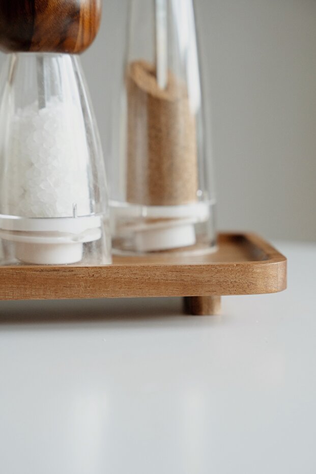 Liora Acacia Wood Raised Kitchen Stand – 25x14 cm