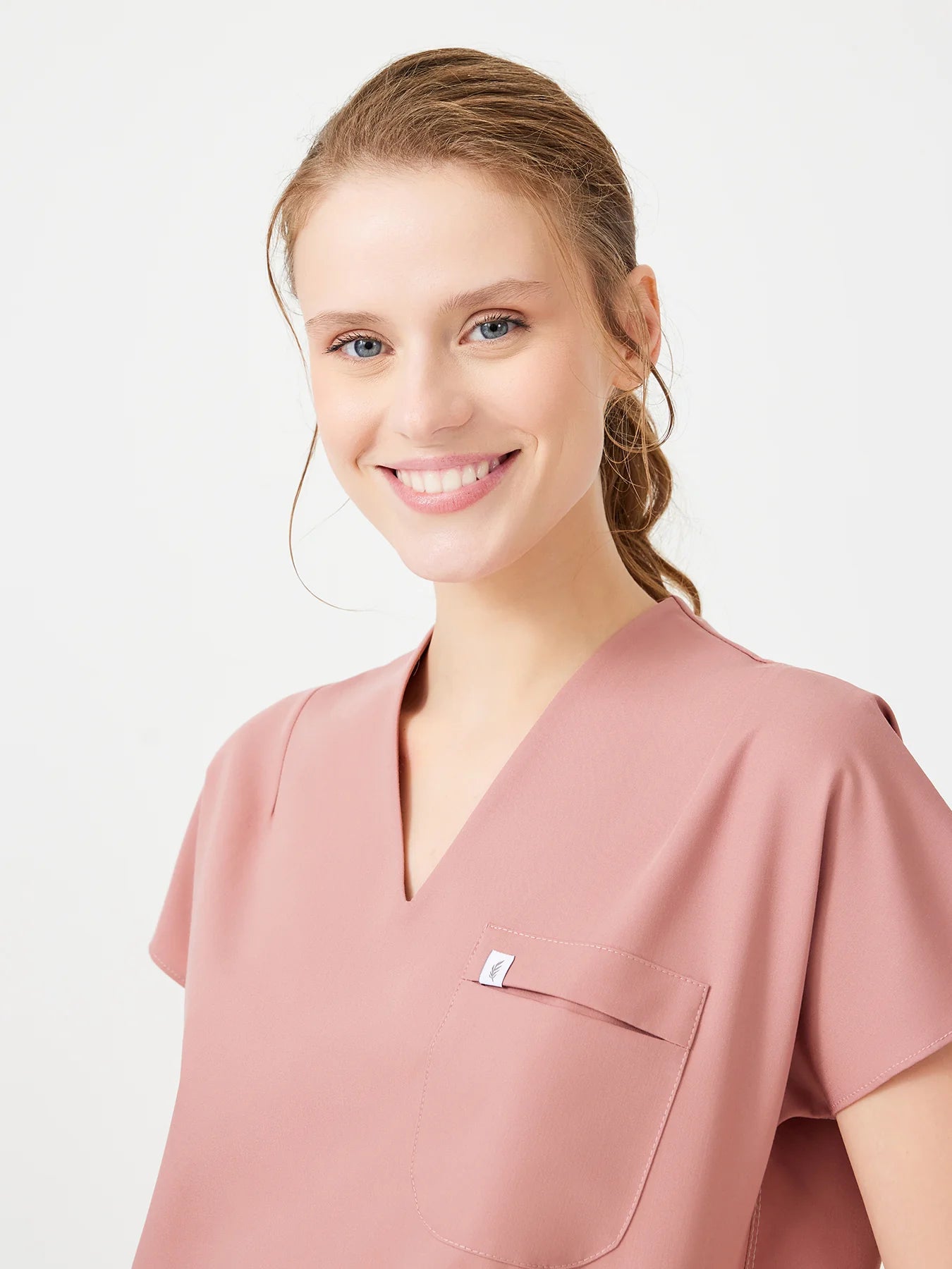 Cosa Fortius® Women's V-Neck Top - Powder Pink