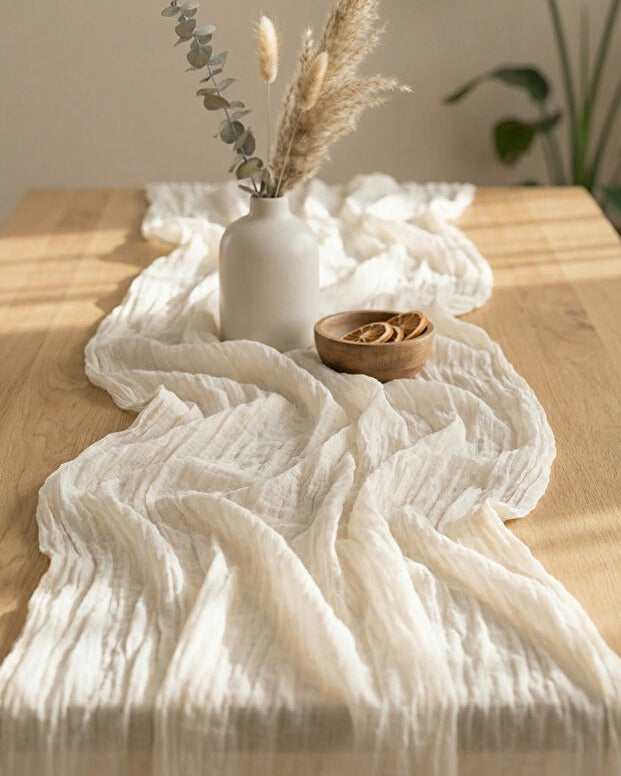 Nuvé Tulle Table Runner