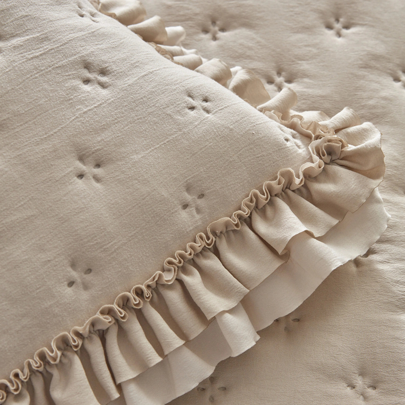 Viona Bedspread Set, Beige