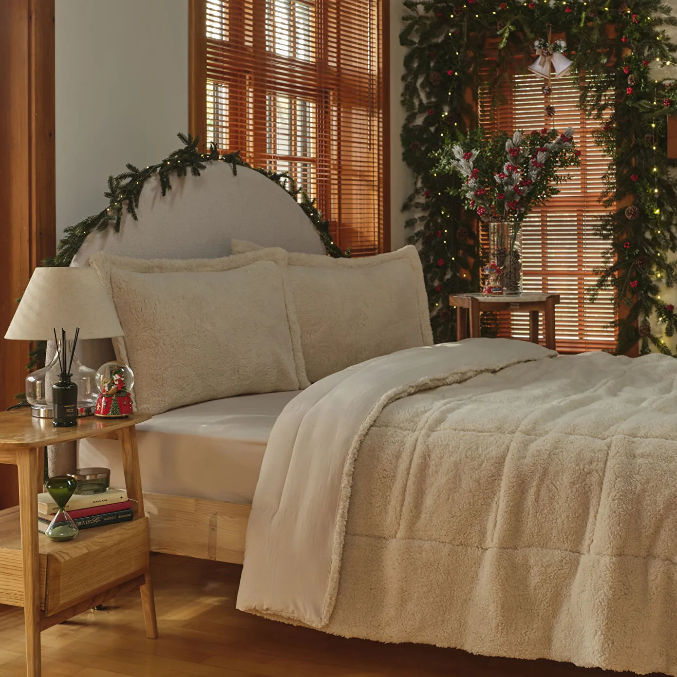 Balmy Cozy Comfort/Sleep Set Double Size Beige