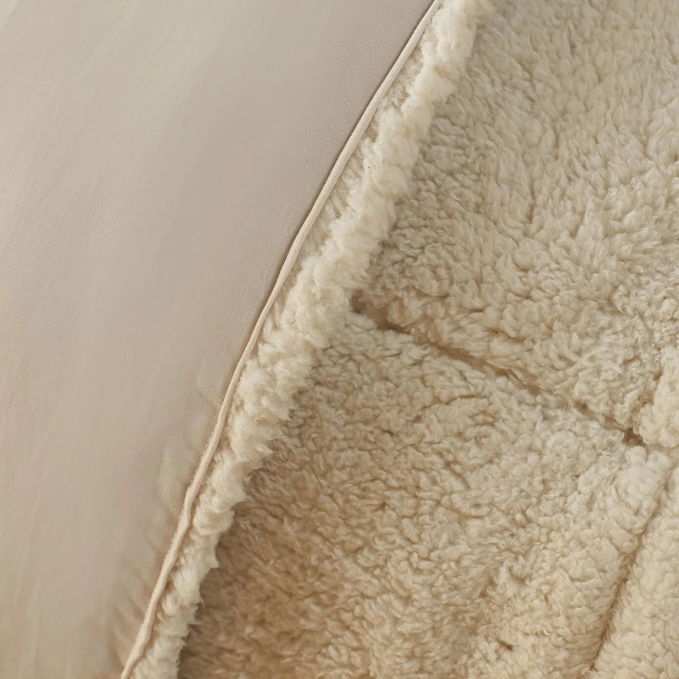 Balmy Cozy Comfort/Sleep Set Double Size Beige