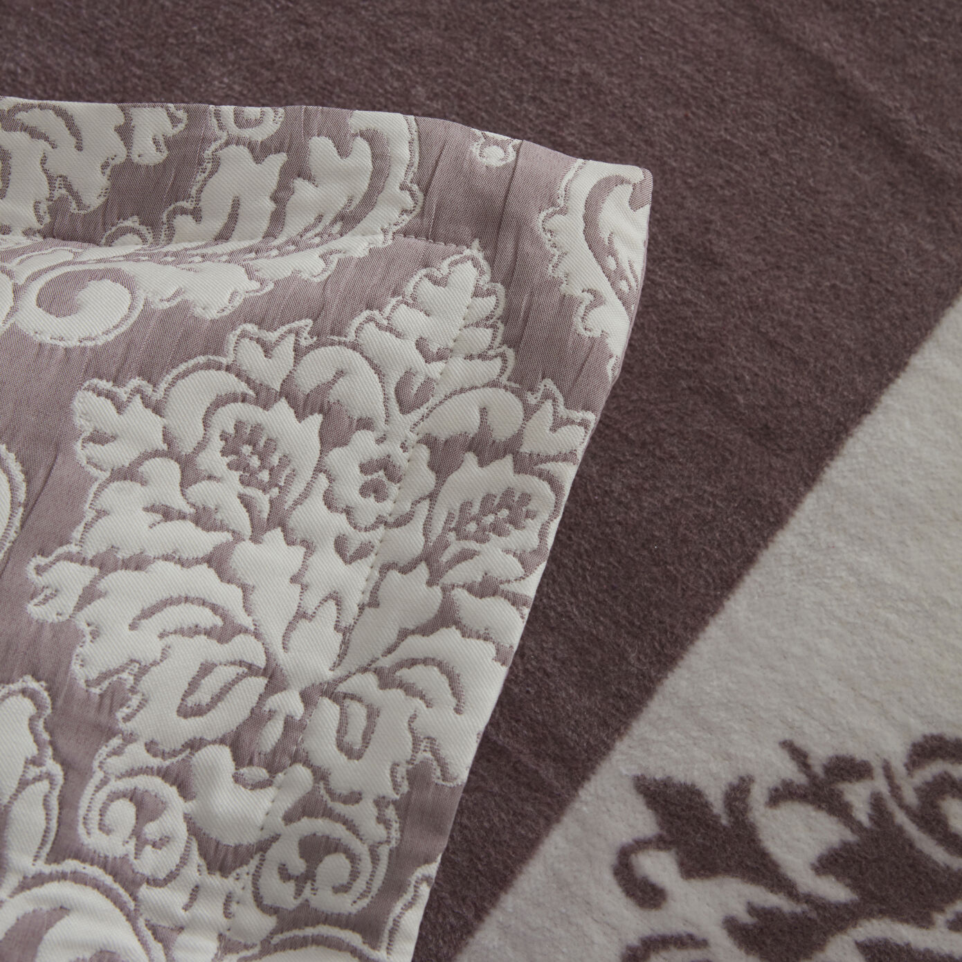 Timeless 8 Piece Set - Plum