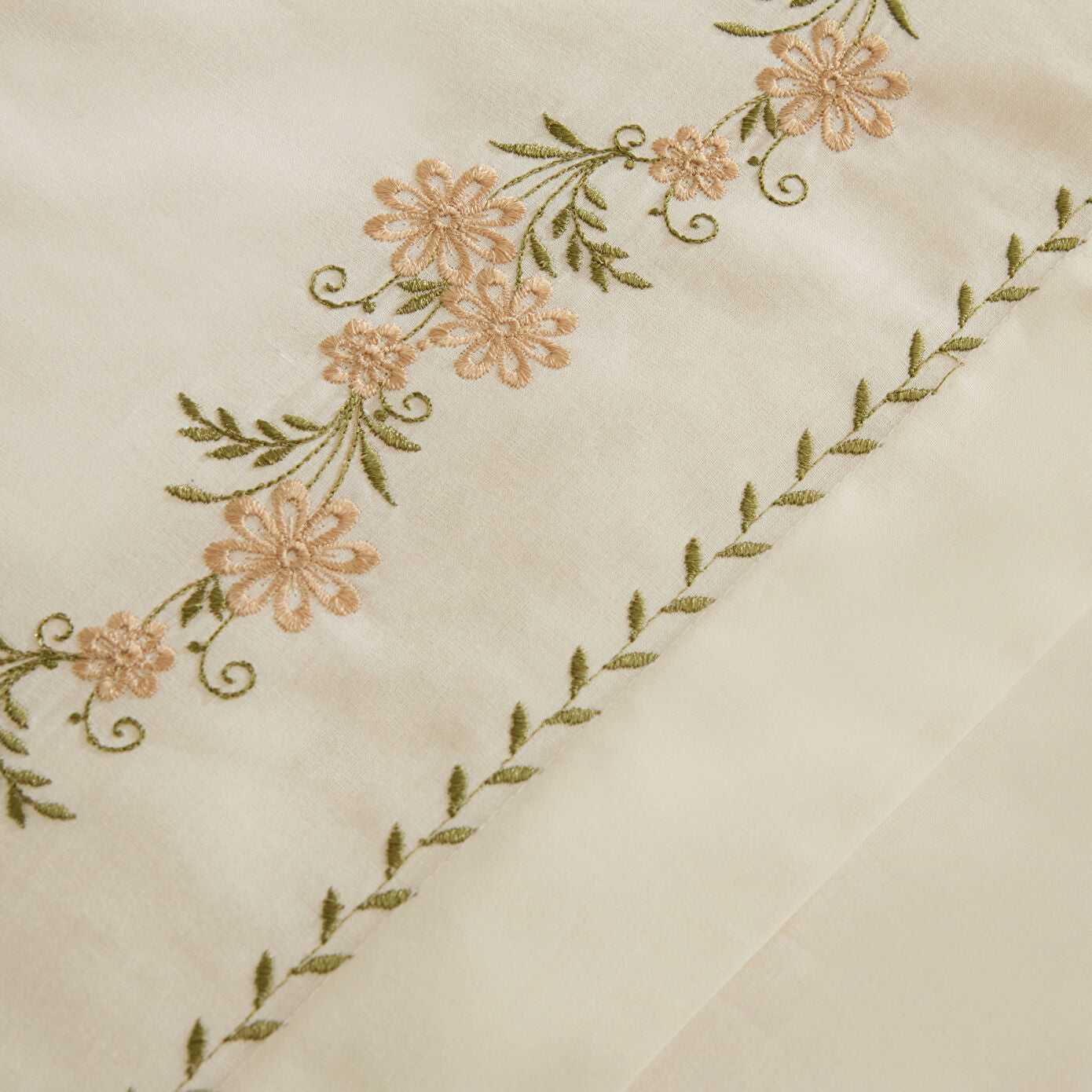 Vanes Double Embroidered Duvet Cover and Quilt Set - Beige