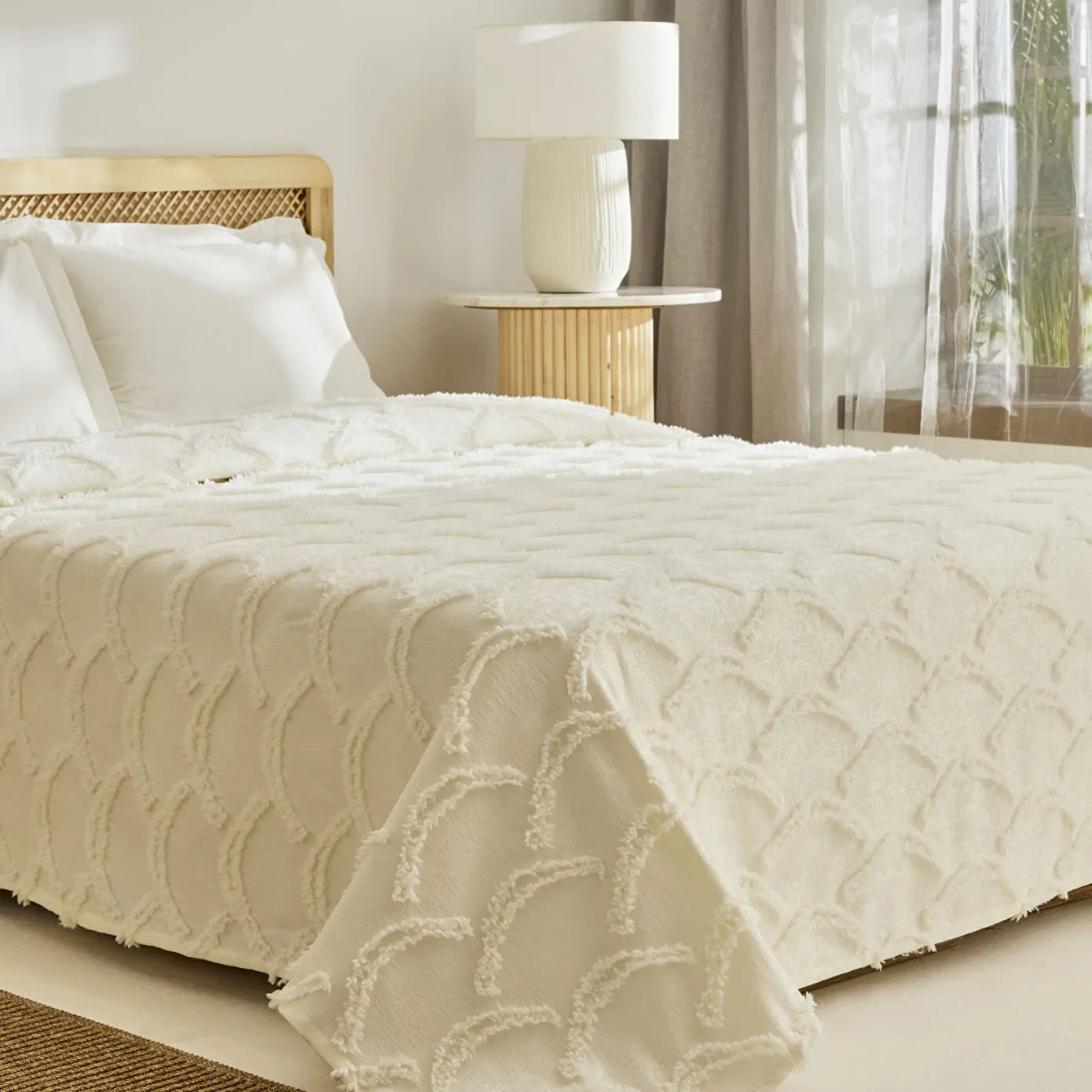 Emma Double Bedspread Offwhite