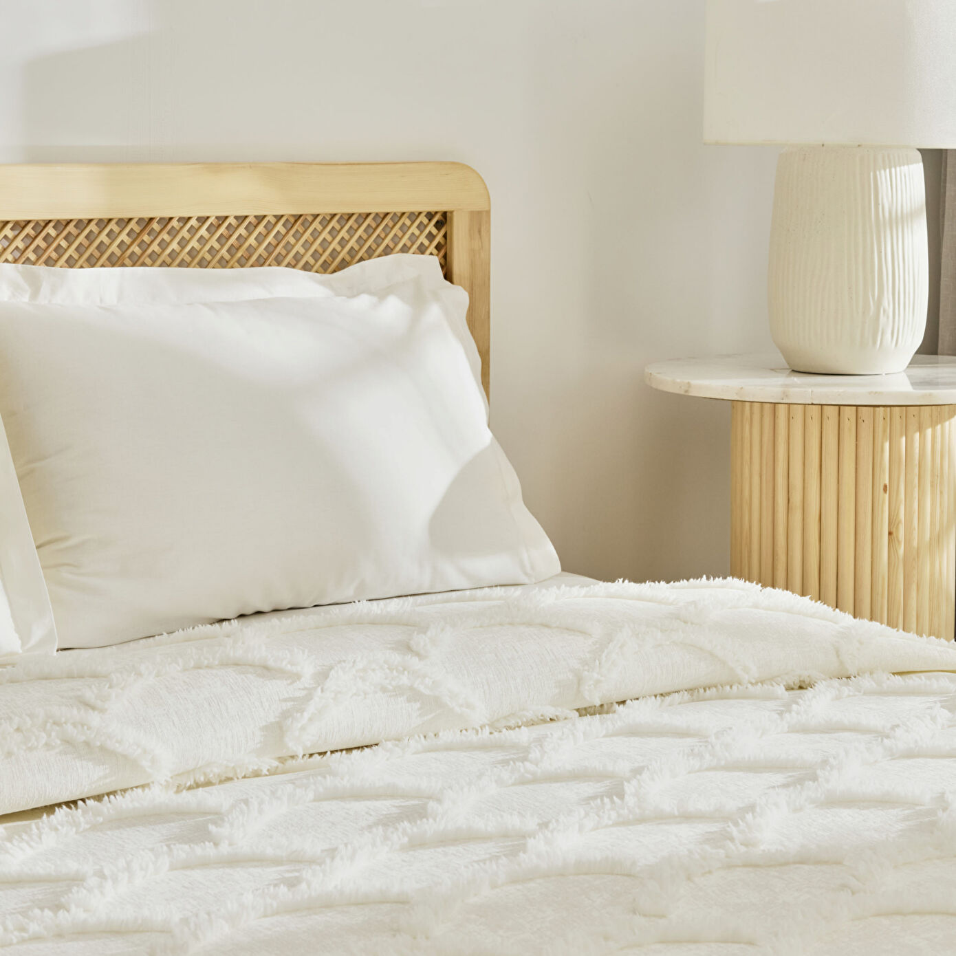 Emma Double Bedspread Offwhite