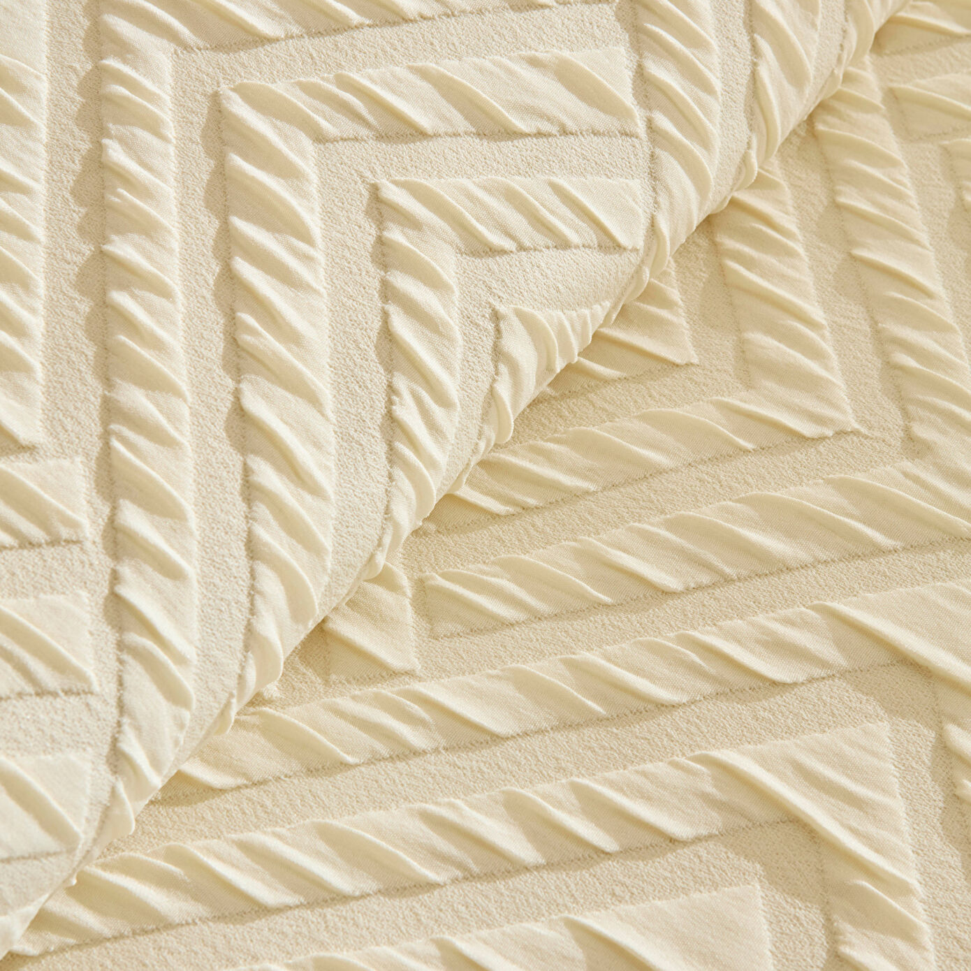 Essence Double Bedspread Set, Ecru