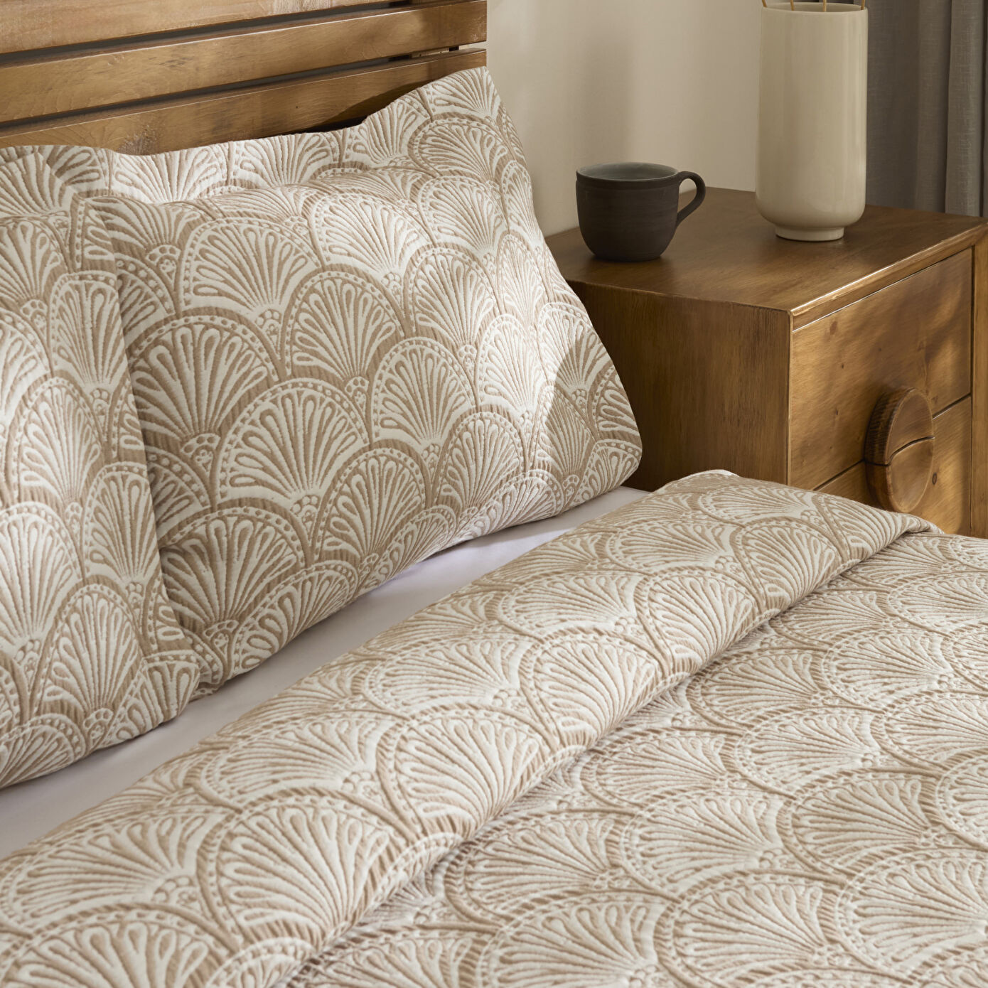 Aurora Double Bedspread Set Beige