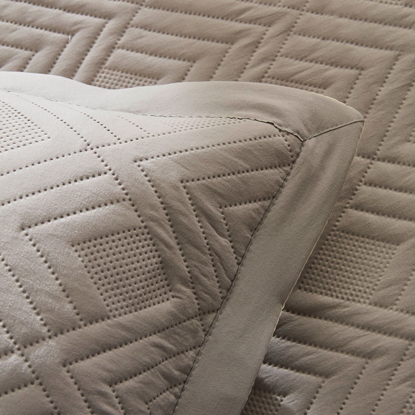 Elza Double Bedspread Set Grey