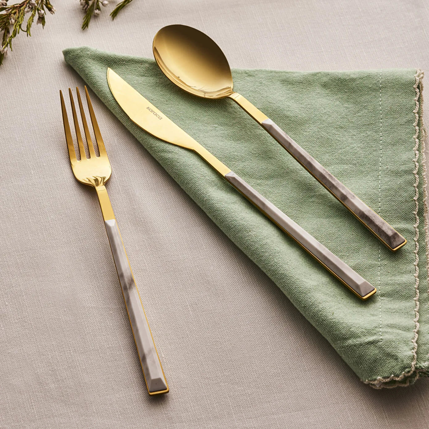 Karaca Arete Gold 18-Piece Cutlery Set for 6 People