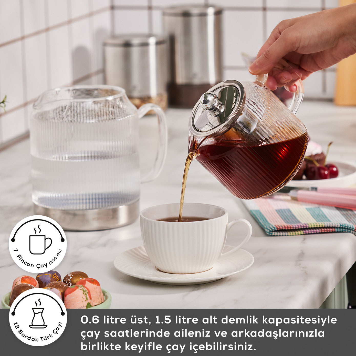 Kelly Borosilicate Glass Midi Teapot with Induction Base