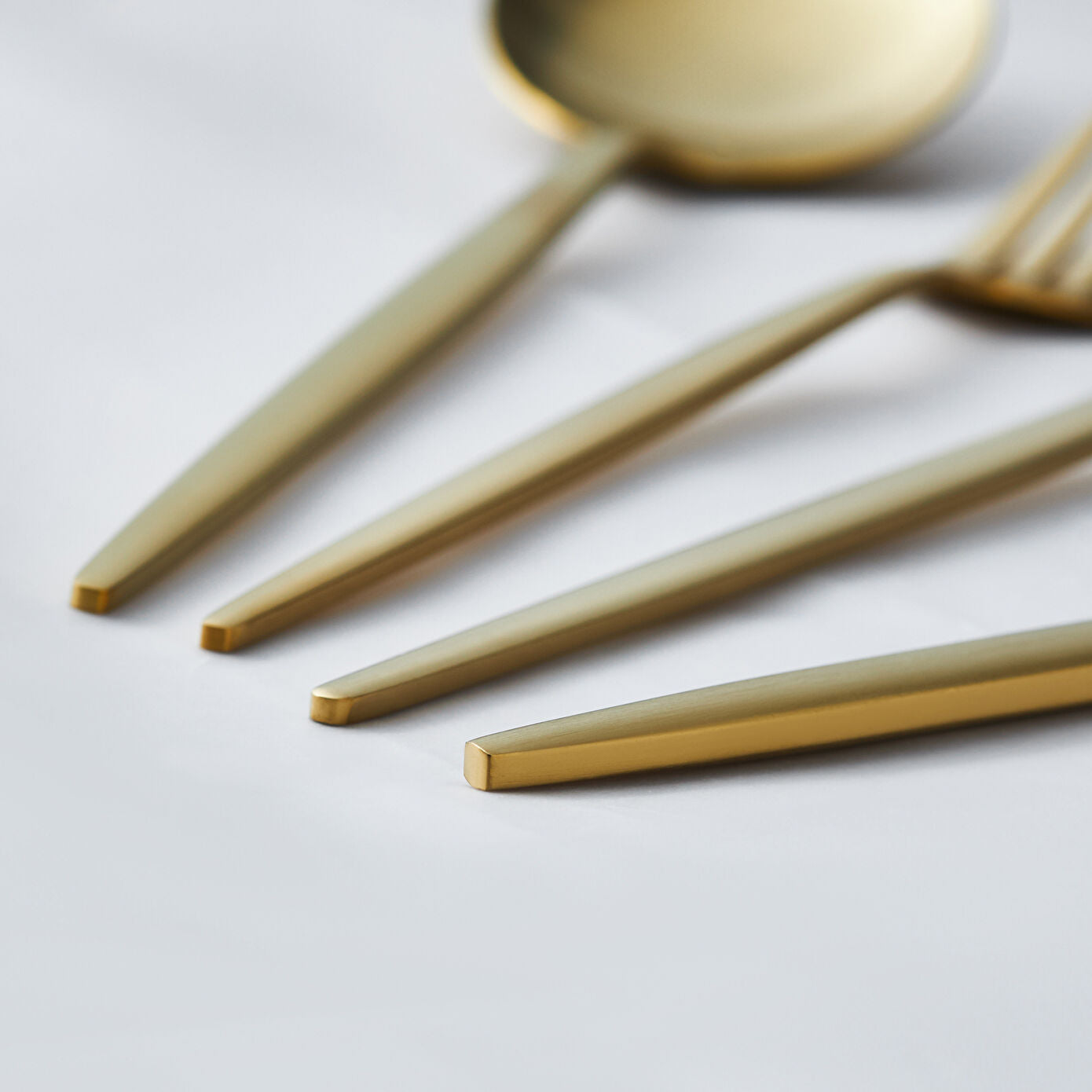 Apricot Faro Matte Gold 24-Piece Cutlery Set for 6 People