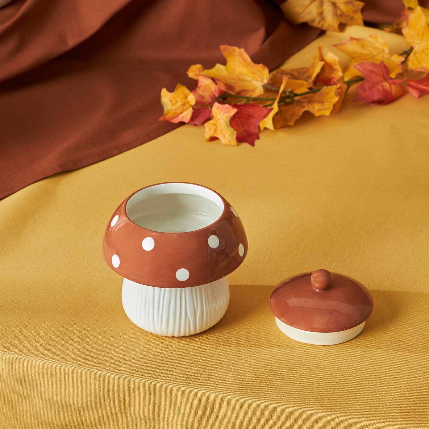 Cozy Mushroom Storage Container 520 ml