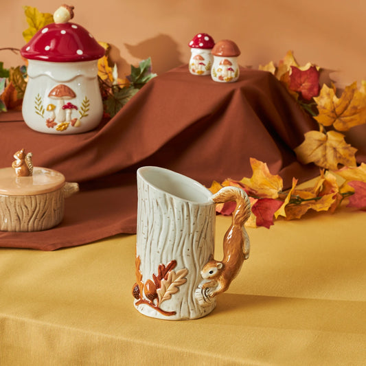 Cozy Squirrel Pitcher 640 ml