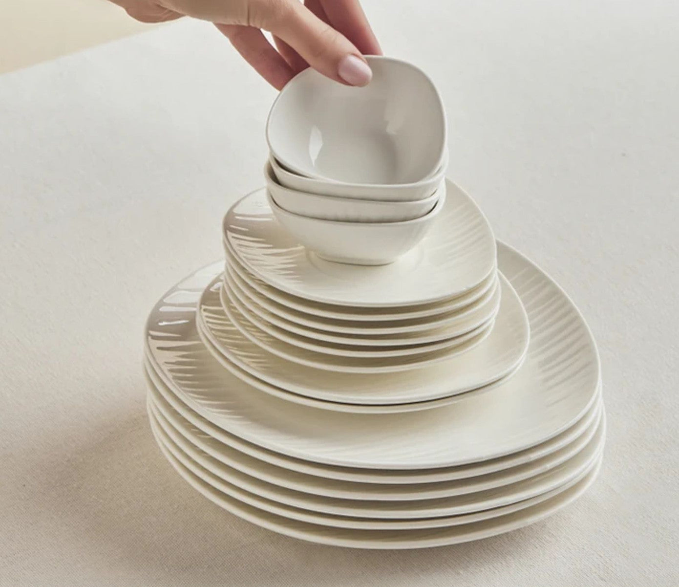 Forever Bone Oyster 26 Piece Breakfast Set for 6 People