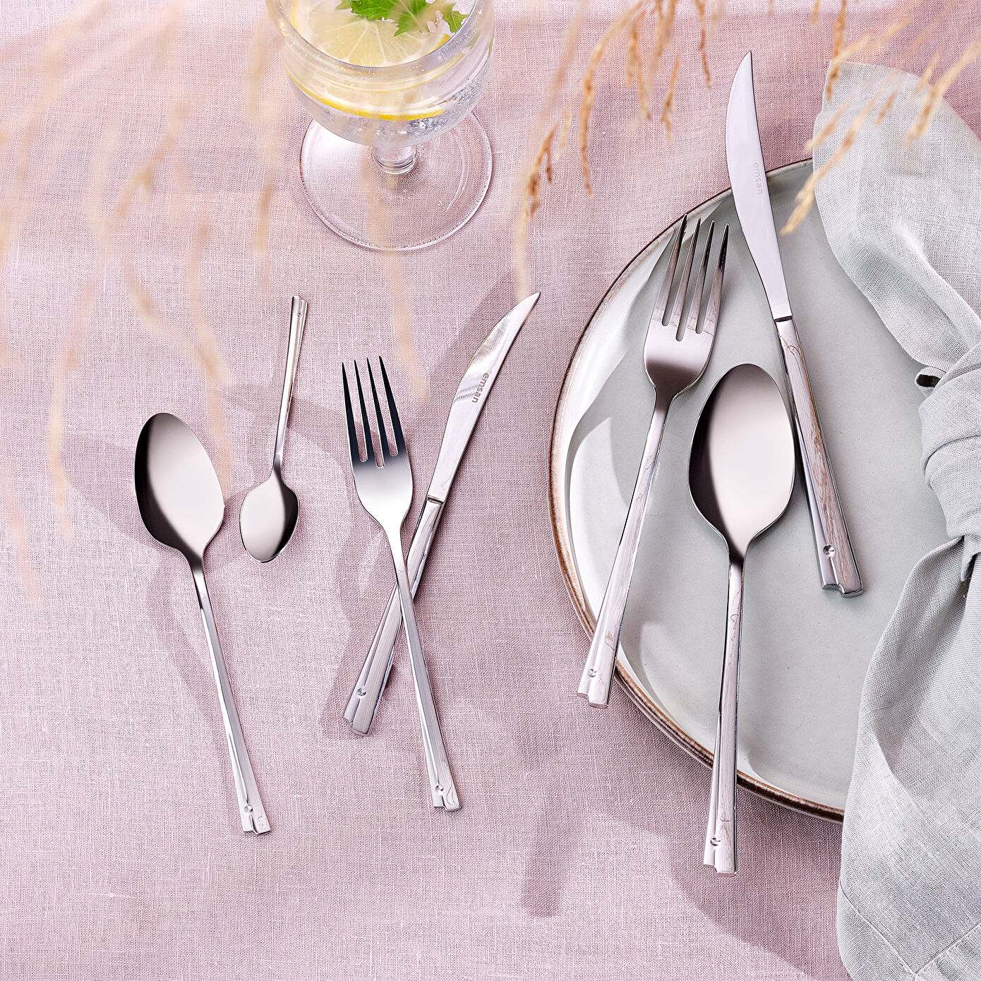 Accura 84 Piece Cutlery Set for 12 People